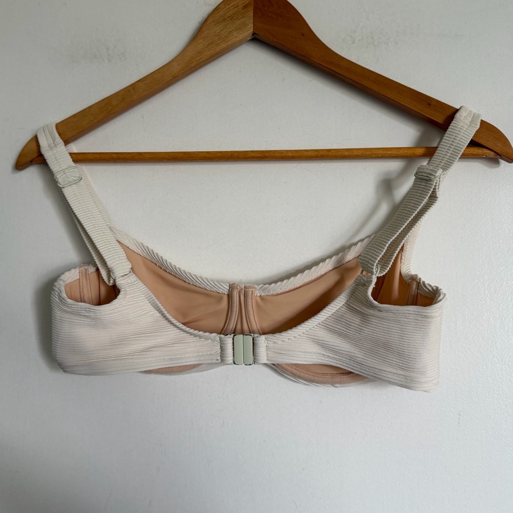 Zulu & Zephyr Coconut Off White Bra Cup Underwire Bikini Top size 6 - Picture 3 of 6